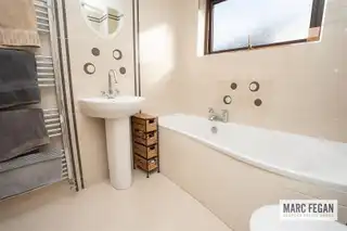 8 Garland DriveImage 19