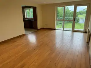 25 Silverwood CourtImage 5