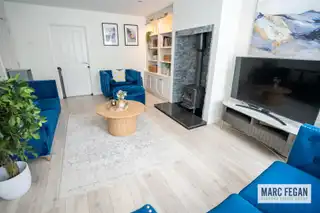 379 Belvedere ManorImage 9