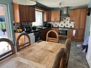7 Riverglade CourtImage 5