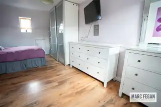 15 Bann CloseImage 35