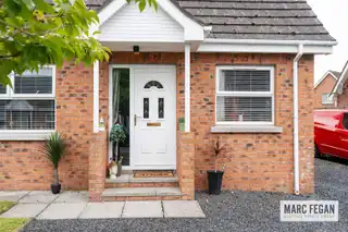 15 Bann CloseImage 2