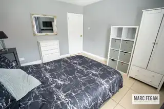 15 Bann CloseImage 17