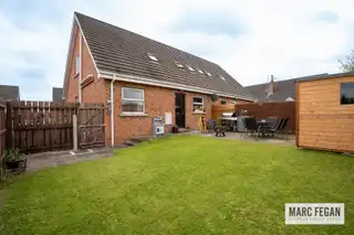 15 Bann CloseImage 40