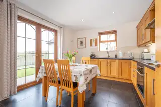 19 Manor LaneImage 7