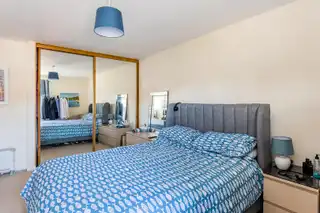 18 Albion CourtImage 7