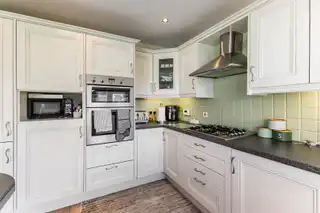 18 Albion CourtImage 5