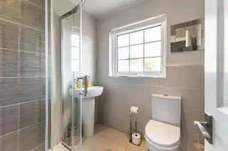 12 Rockland DriveImage 10