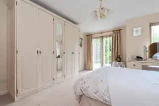 25 Woodrow GardensImage 10