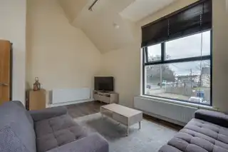 Apt 3 2-6 Birch LaneImage 6