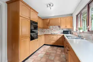 7 The HamptonsImage 6
