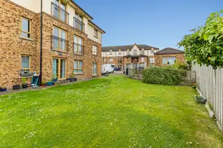 15 Woodrow GardensImage 12