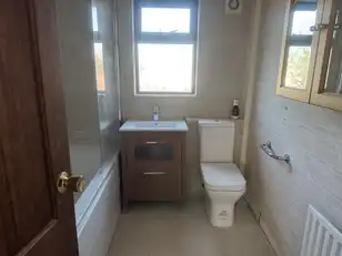 2A Mossvale ParkImage 10