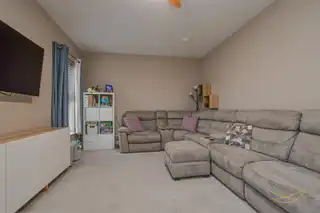 8 Hansons Hall LaneImage 9