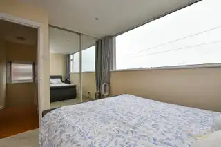4 Fairview ParadeImage 26
