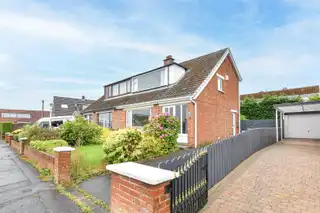 4 Fairview ParadeImage 4