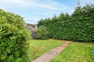 4 Fairview ParadeImage 34