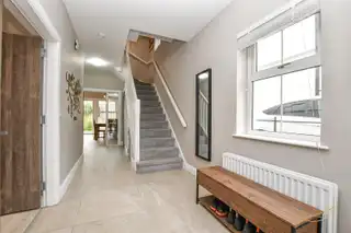 Upper RoadImage 9