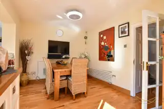 12 Burnet CloseImage 11