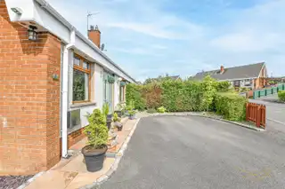 2 Collinview DriveImage 37