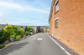 2 Collinview DriveImage 38