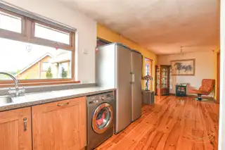2 Collinview DriveImage 11