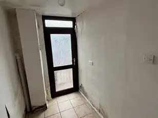 8 Lacken GardensImage 9