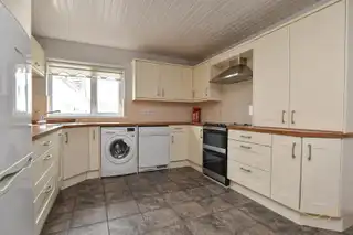 5 Abercorn CourtImage 8