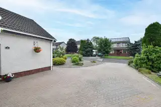 18 Highgrove DriveImage 5