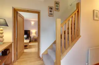 8 Newtown ValeImage 2