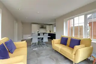 1 Manse GateImage 10