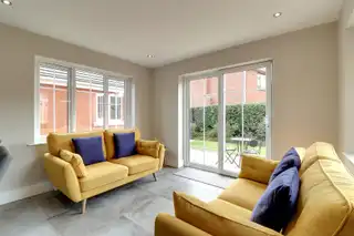 1 Manse GateImage 9