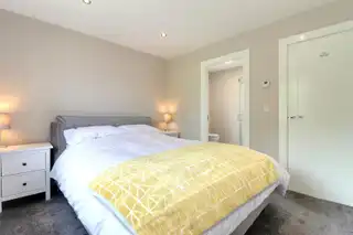 1 Manse GateImage 17