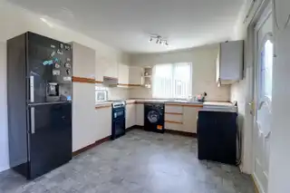 2 Edenvale CrescentImage 6