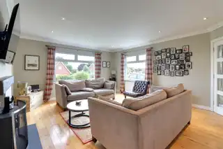 10 Kinwood CrescentImage 4