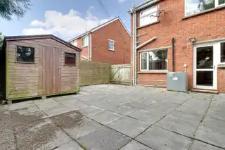 9 Rugby GardensImage 13