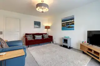 2 Oak Meadow GreenImage 3