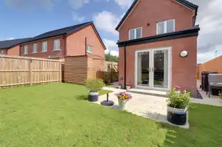 2 Oak Meadow GreenImage 22
