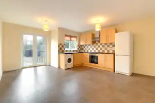 128 Main StreetImage 6