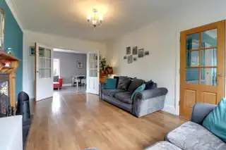 10 Roseville AvenueImage 8