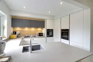 10 Roseville AvenueImage 3