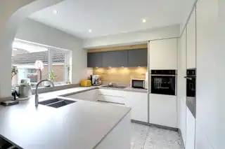 10 Roseville AvenueImage 2