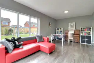 10 Roseville AvenueImage 10