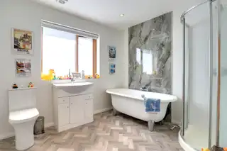 31 Cove AvenueImage 12