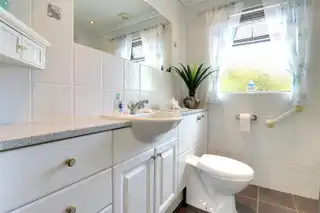 17 Heron ParkImage 8