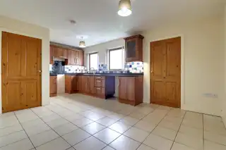 15 Armstrong AvenueImage 4