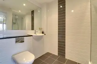 Apt 45 The Newtown BuildingImage 17