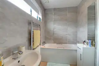 44 Saratoga AvenueImage 10