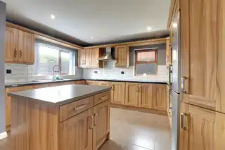 63 St. Andrews DriveImage 5