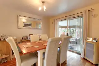 24 Regency ParkImage 5